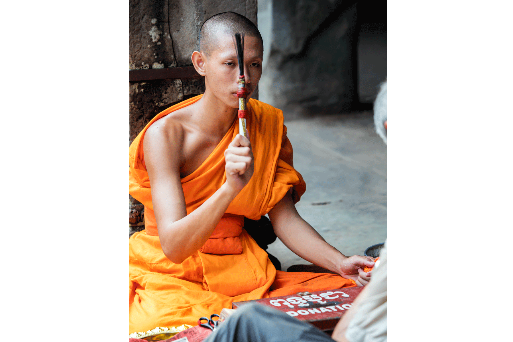 angkor-archeological-site-monk-ceremony